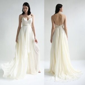 Leanne Marshall Faye Silk Chiffon Gown Ivory Size 12 NWT Bridal Wedding Dress